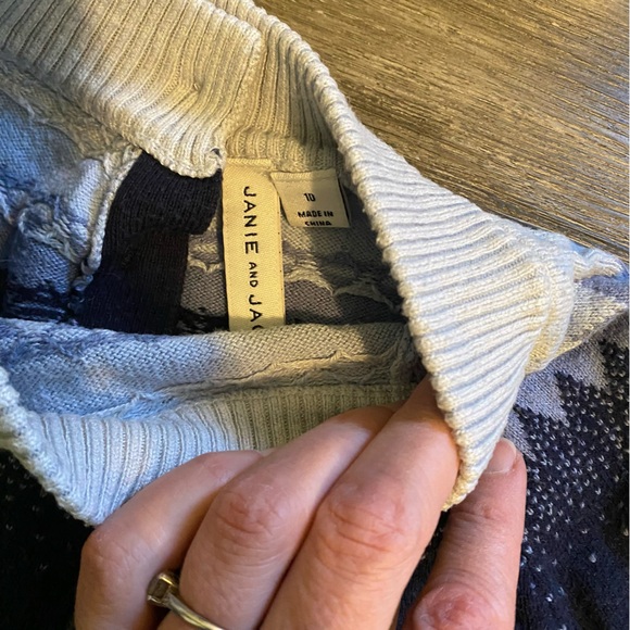 Bell Sleeve and Peplum Sweater - Picture 8 of 10